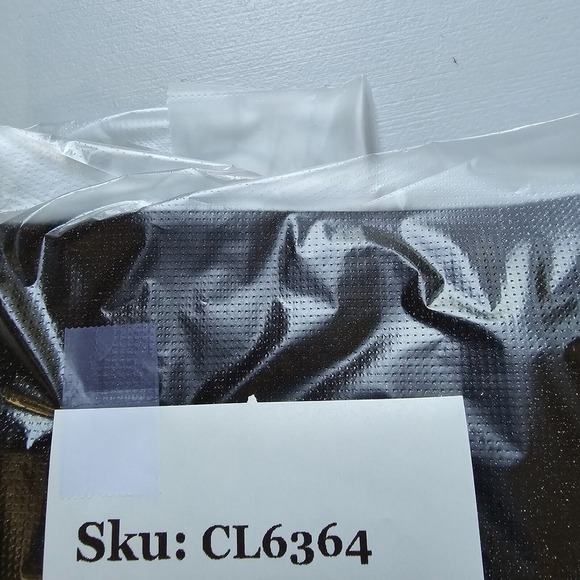 Kim & Cami Top Womens Large Black Metallic Puff Sleeve Party‎ Punk - Picture 10 of 10